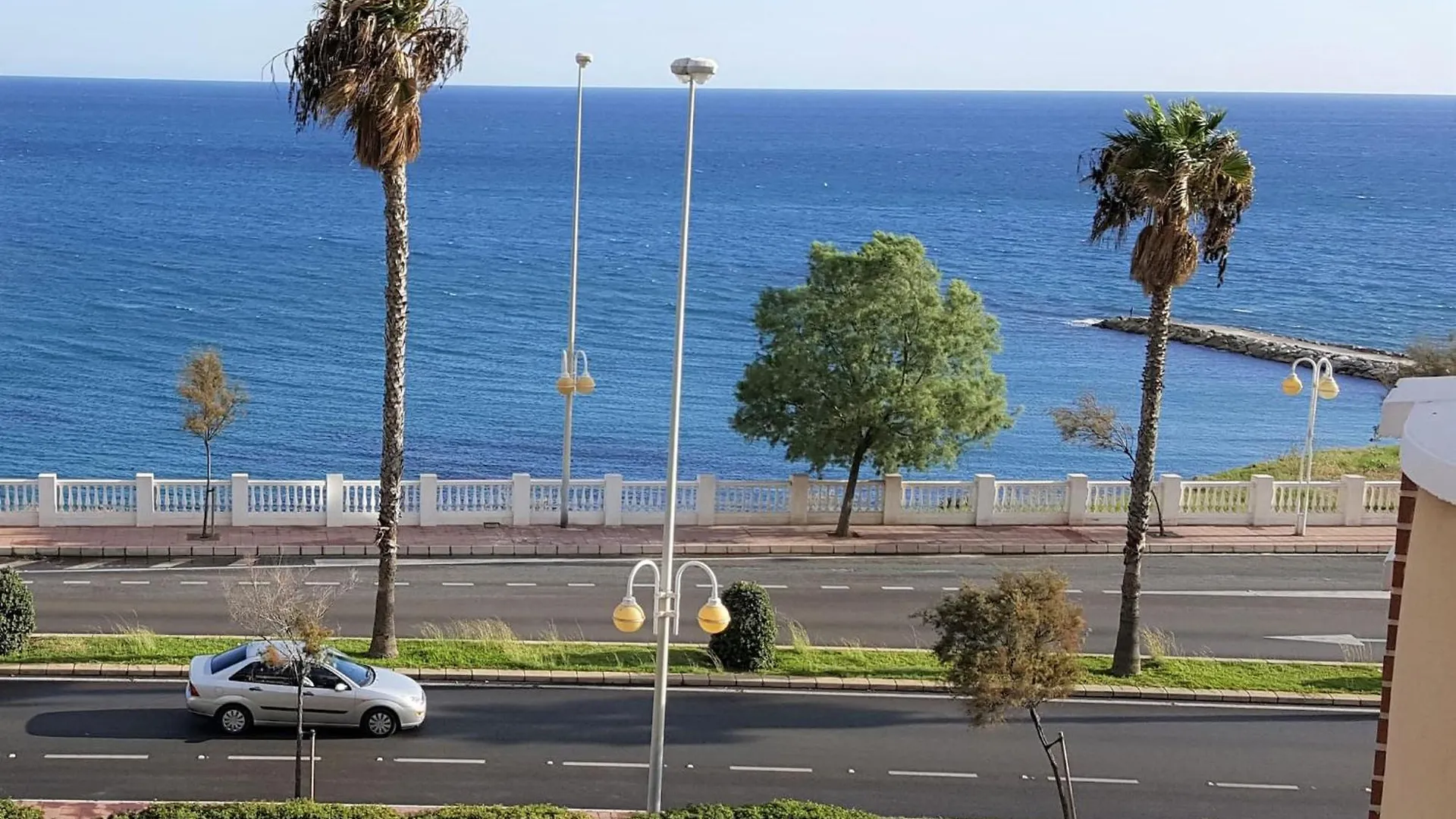 Large Apartment With Sea Views & Terrace Benalmádena