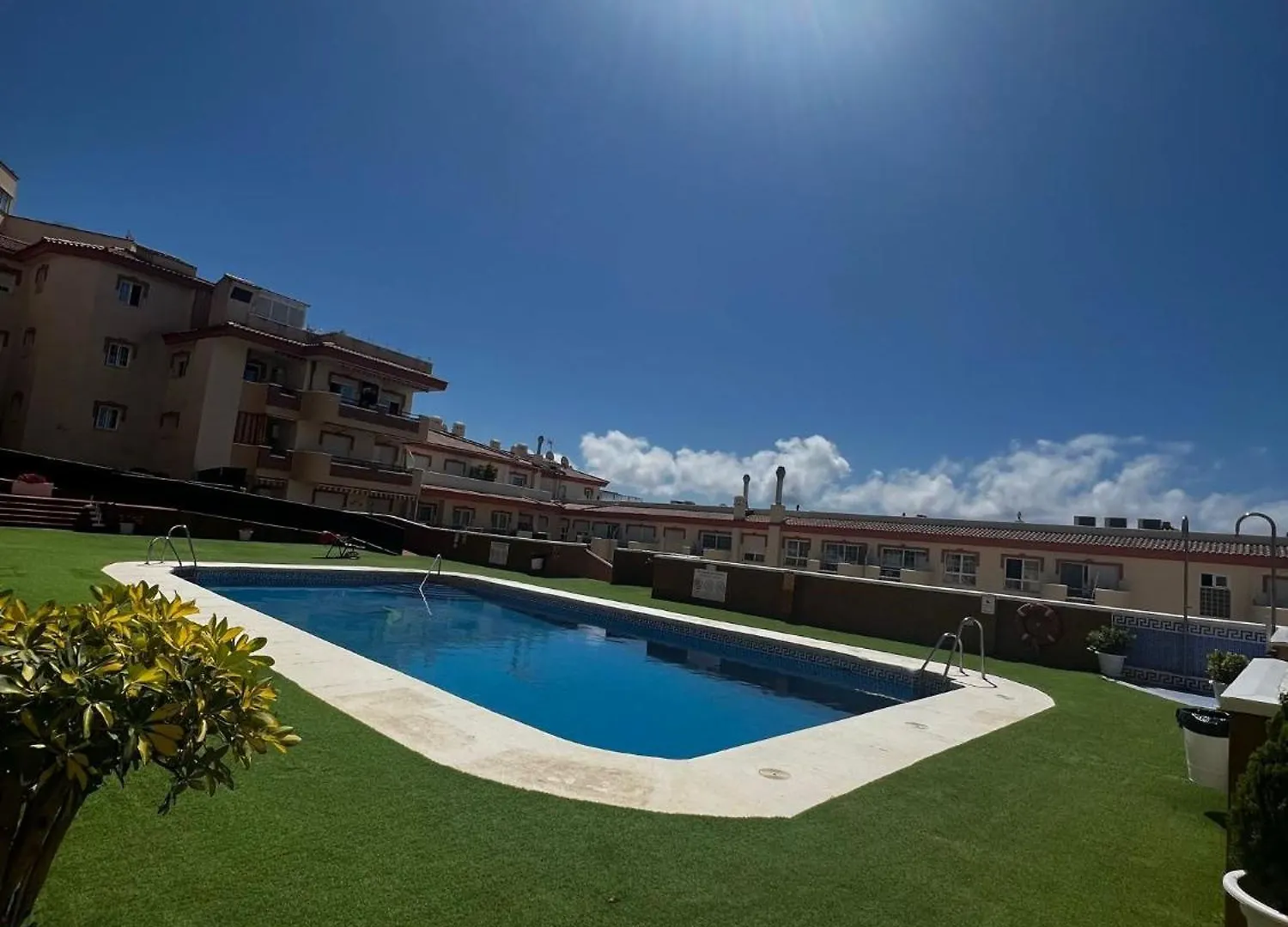 Large Apartment With Sea Views & Terrace Benalmadena
